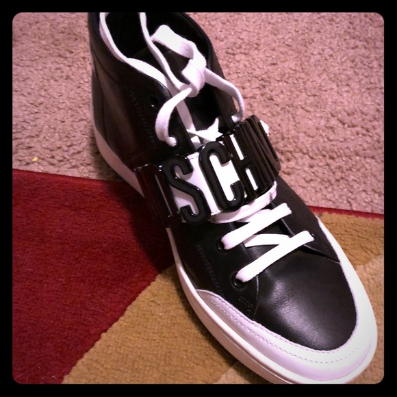 moschino mens sneakers